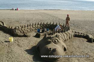 Estepona, zandsculptures